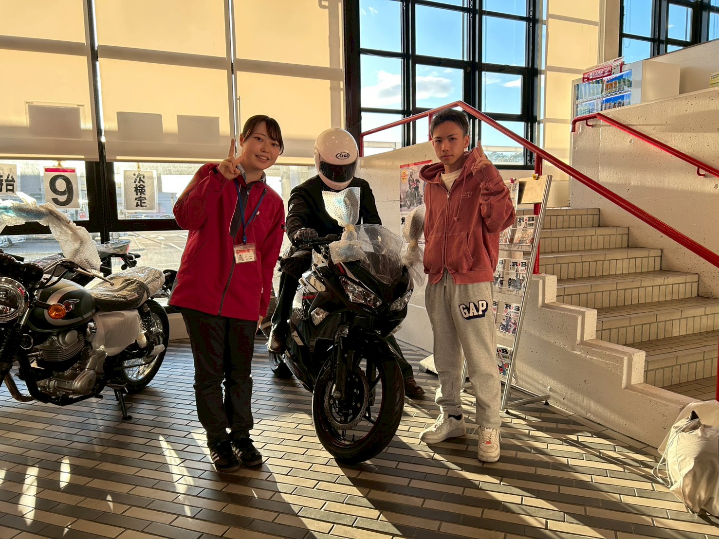 高校生ロードバイカー⚠プロフィール必読⚠ カワサキの「ニンジャZX4R」というバイクに乗りたいです！ | 坂出